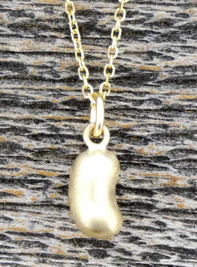 Bean  Charm  Necklace  Yellow  Gold 500×675
