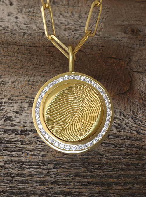 Fingerprint Channel Pendant, Yellow Gold